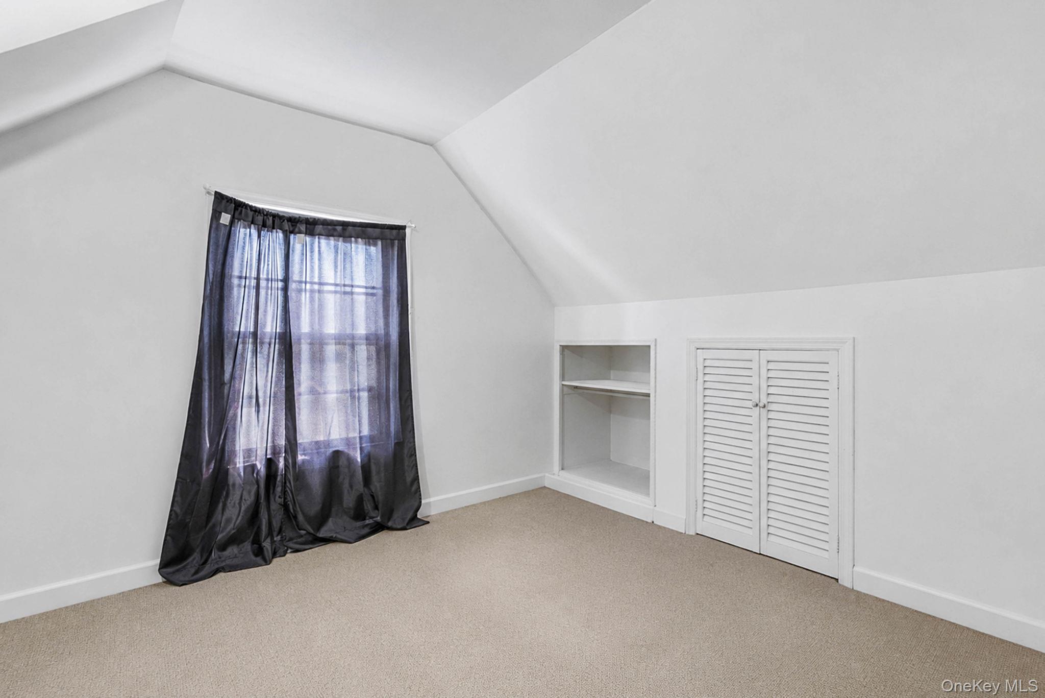218 Venetian Boulevard Property Photo 18