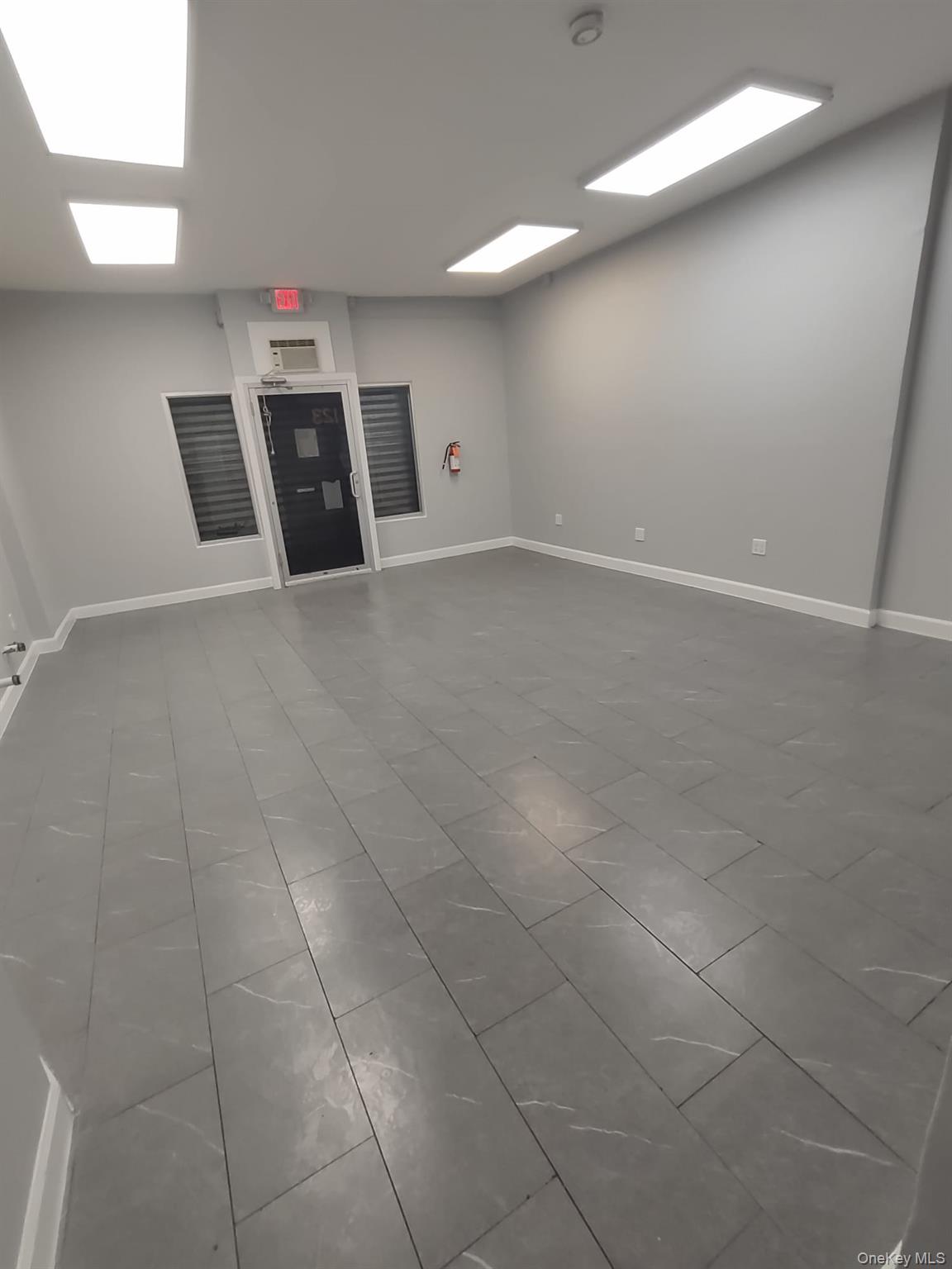 123 Elm Street Property Photo 12