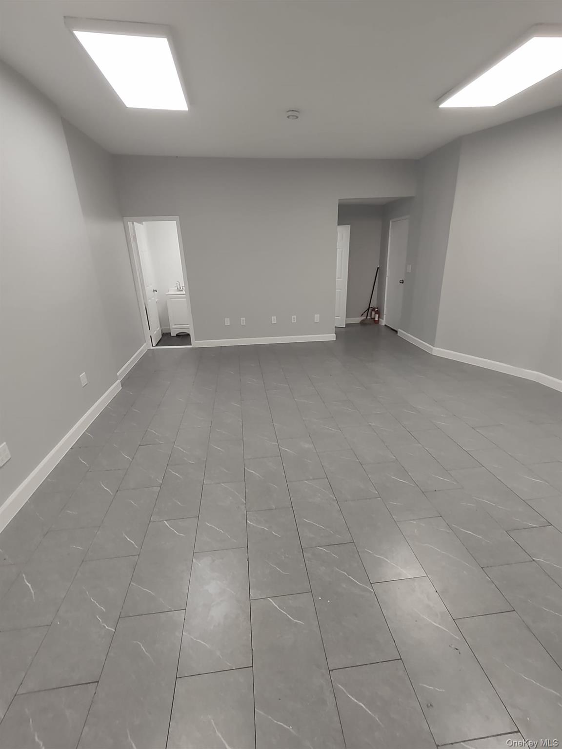 123 Elm Street Property Photo 13