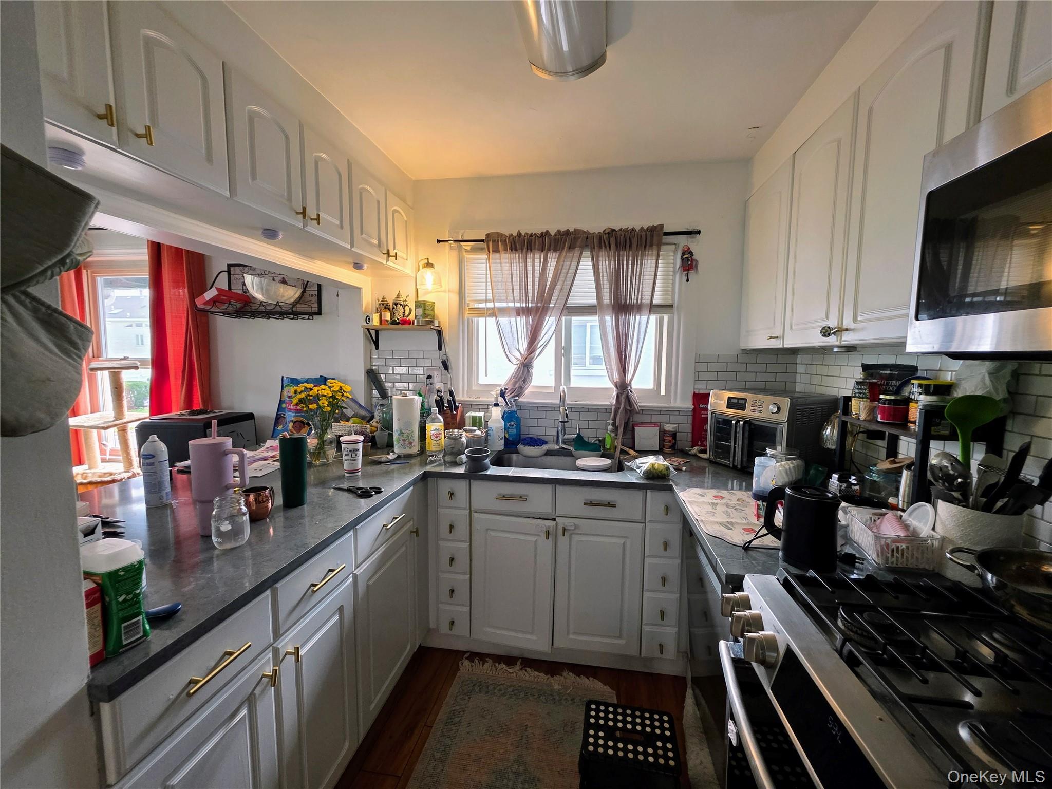 537 E Chester Street Property Photo 6