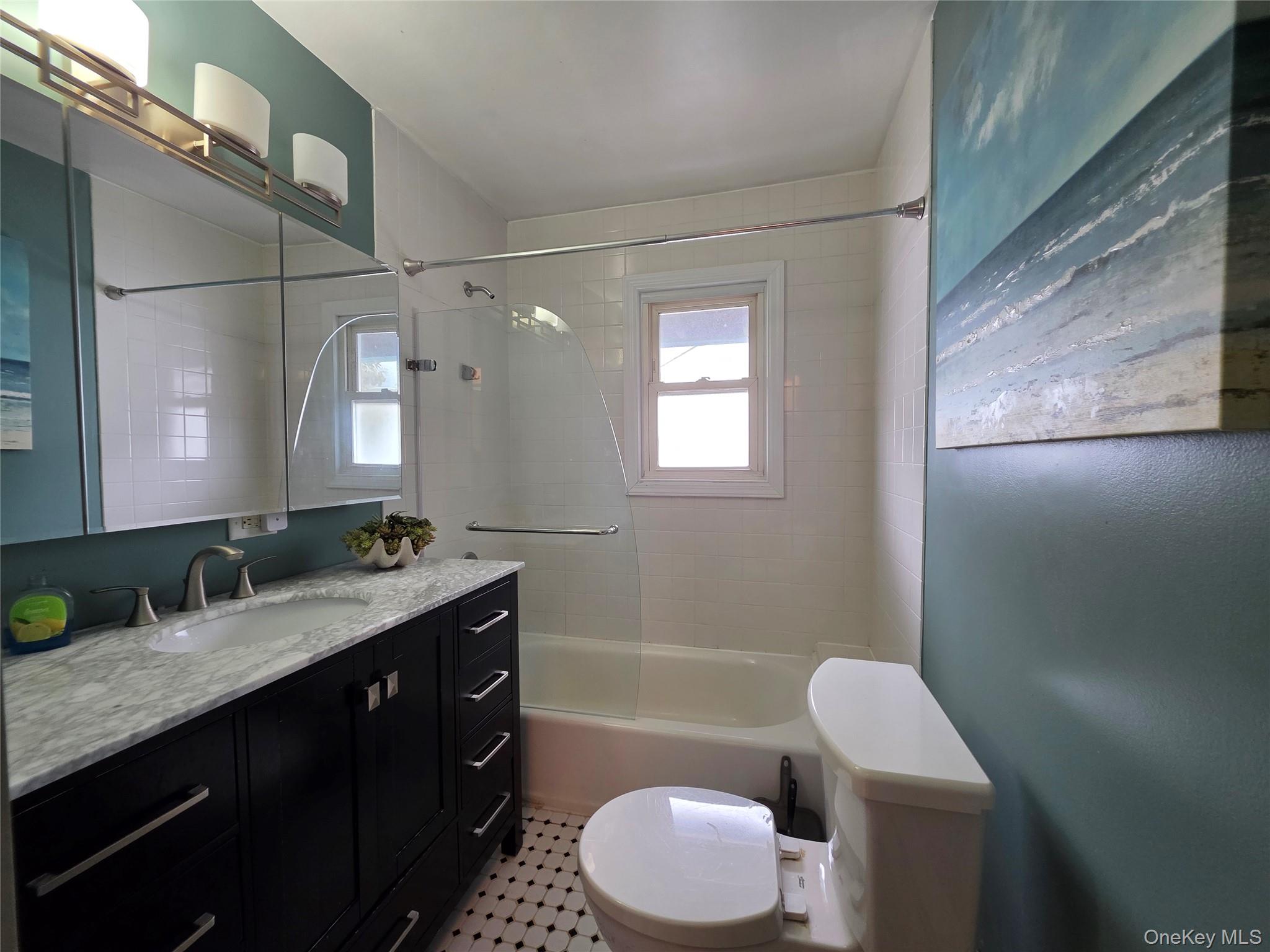537 E Chester Street Property Photo 6