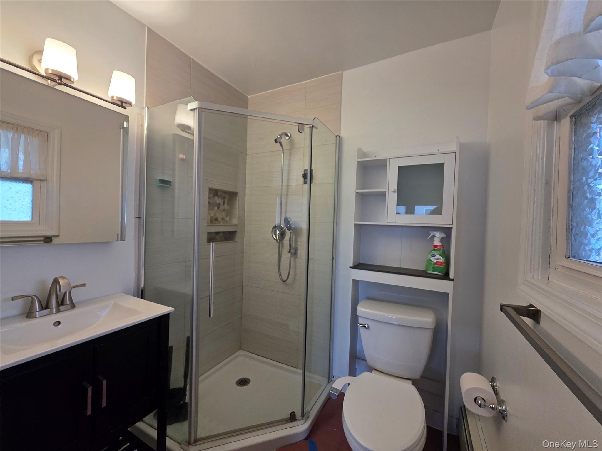 537 E Chester Street Property Photo 8