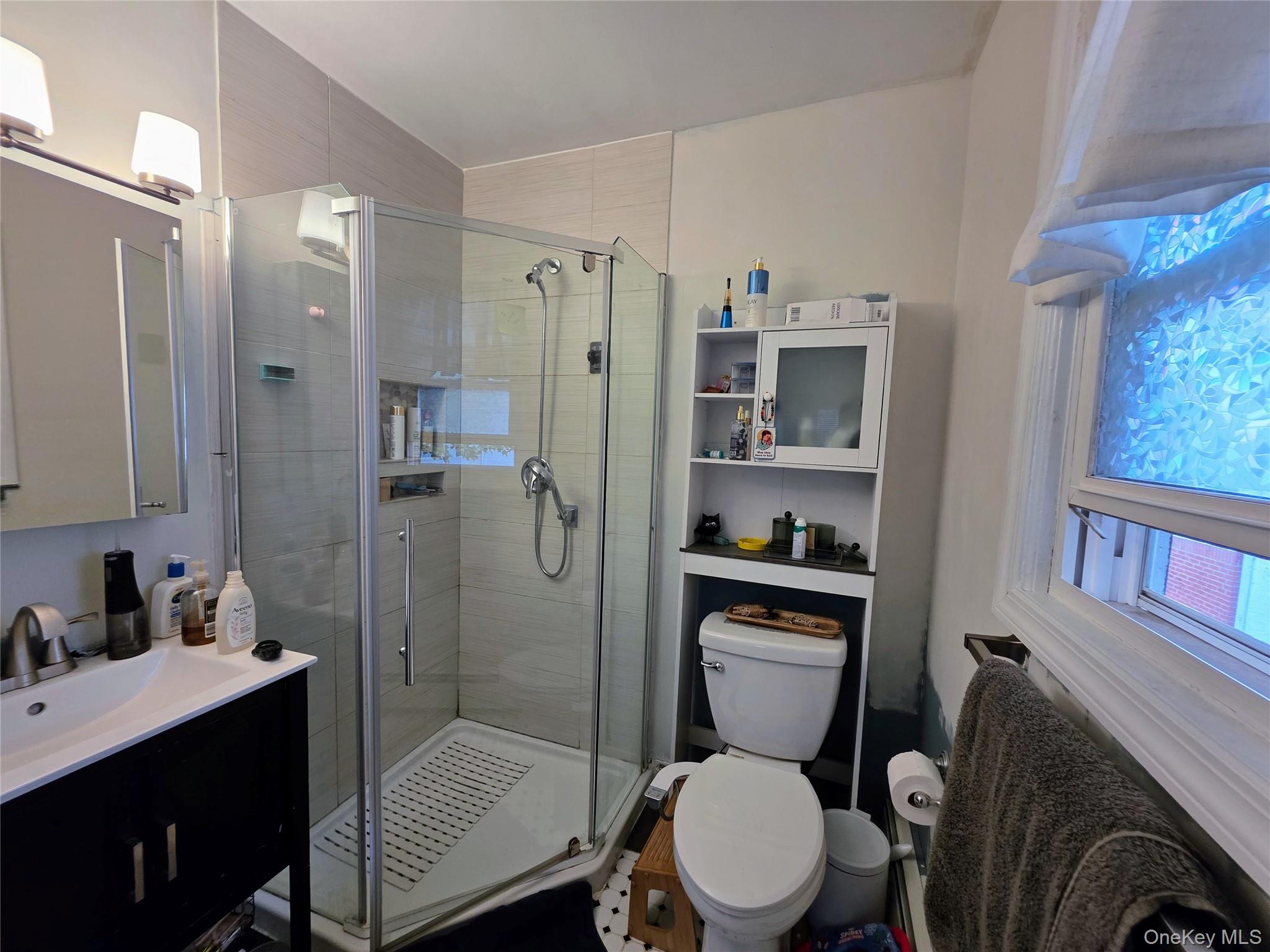 537 E Chester Street Property Photo 11