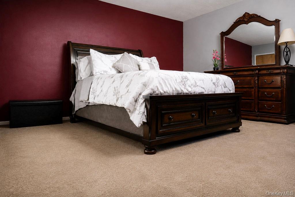 270 North Broadway 4a Property Photo 20