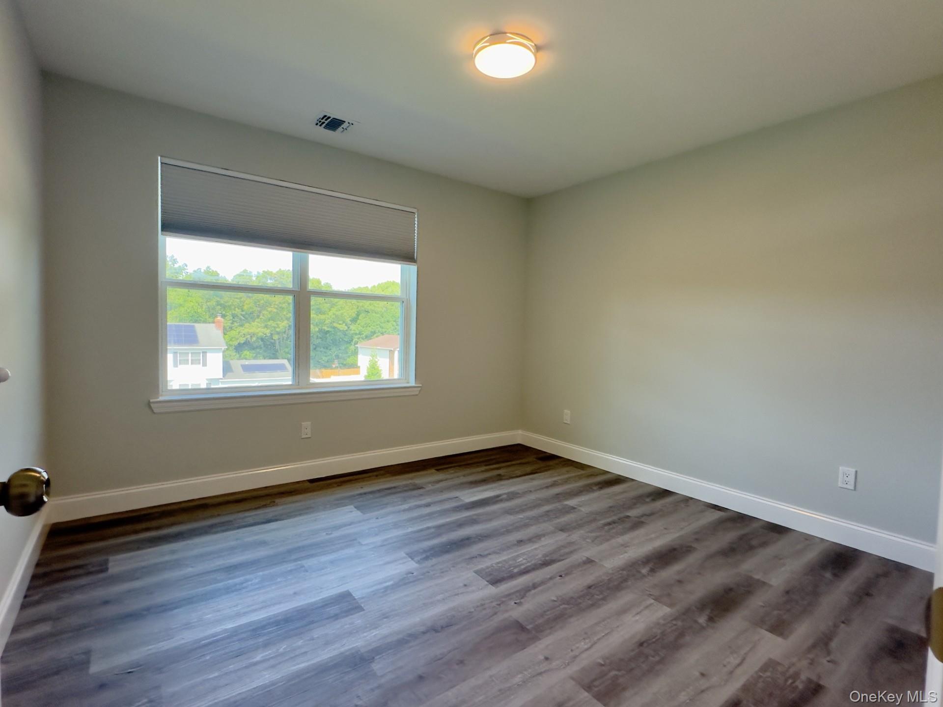 25 Walnut Street Property Photo 9