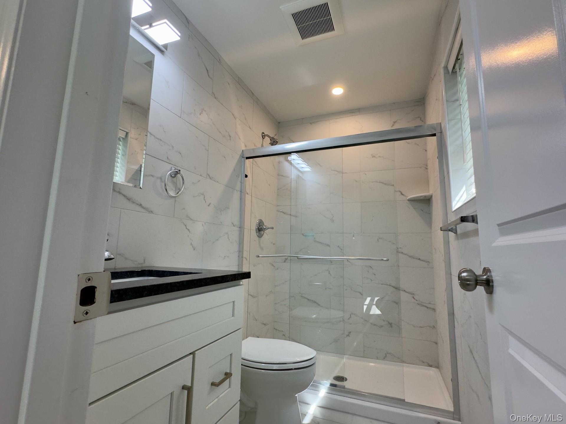 25 Walnut Street Property Photo 12