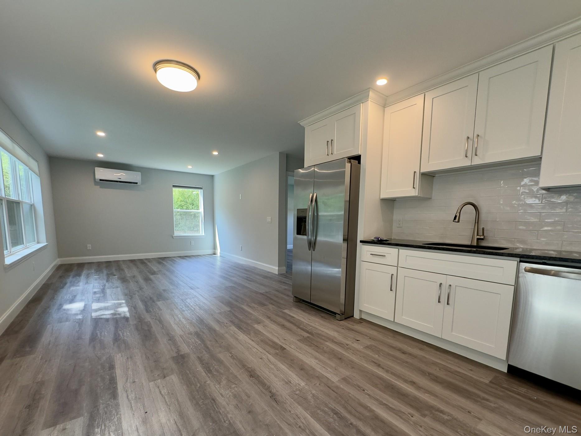 25 Walnut Street Property Photo 13