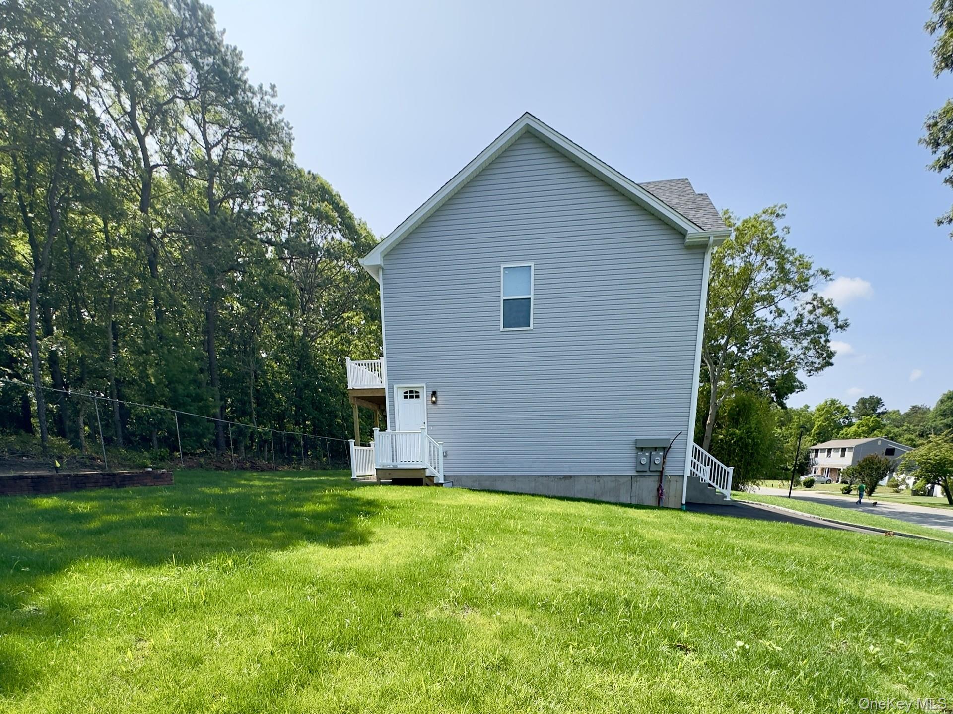 25 Walnut Street Property Photo 19