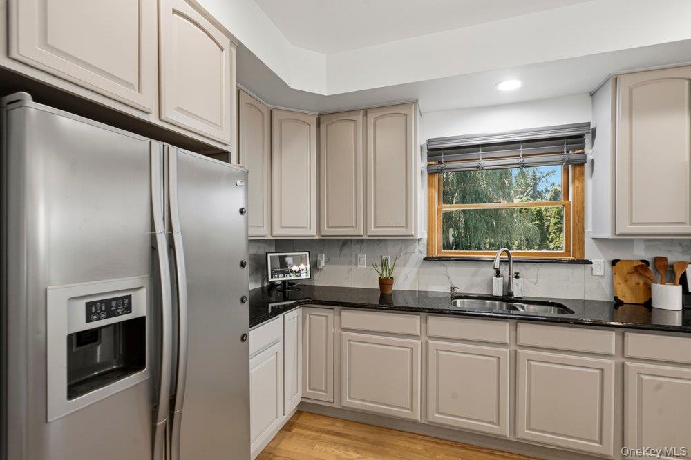 2066 Washington Avenue Property Photo 13
