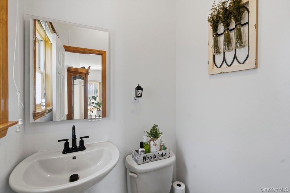 2066 Washington Avenue Property Photo 23