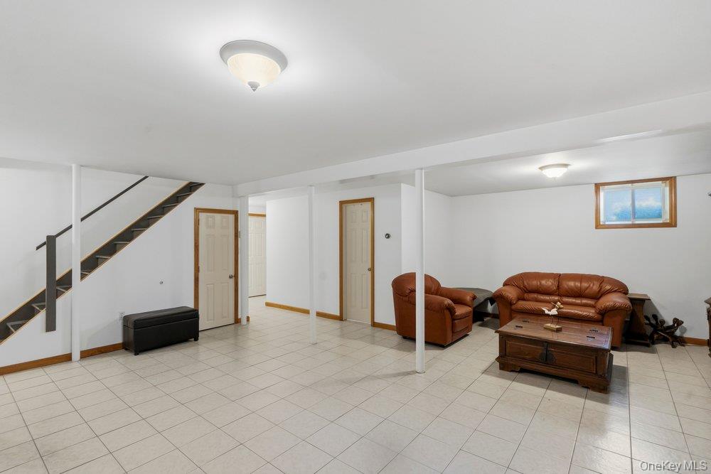 2066 Washington Avenue Property Photo 37