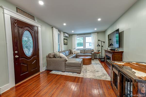 116 Railroad Avenue Property Photo 4