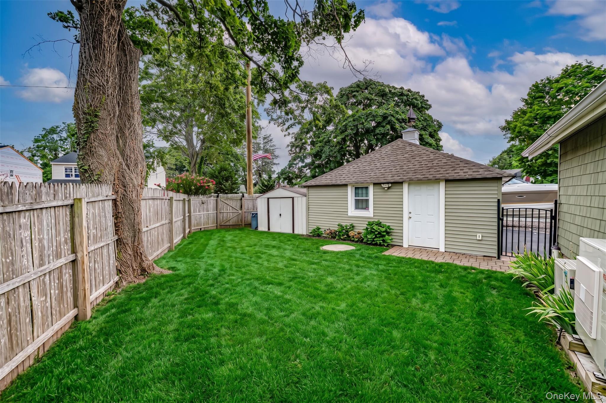 116 Railroad Avenue Property Photo 22