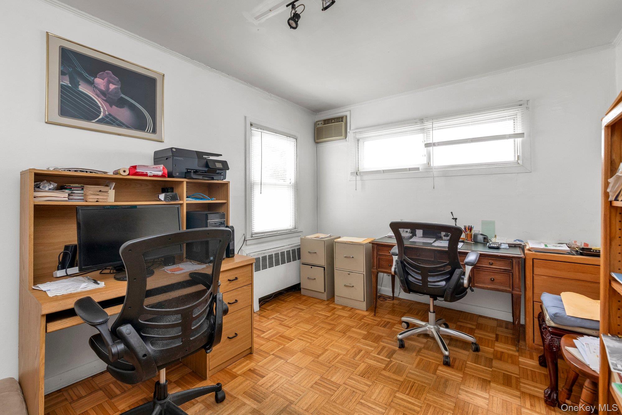 440 E Park Avenue Property Photo 12