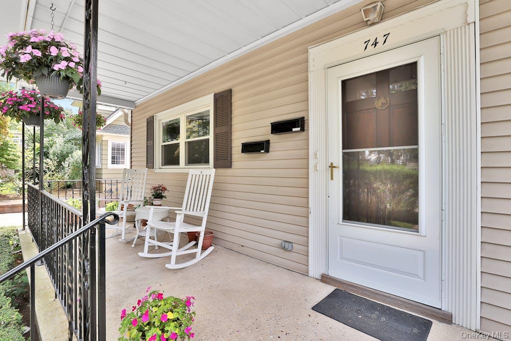 747 Pelhamdale Avenue 1 Property Photo 2