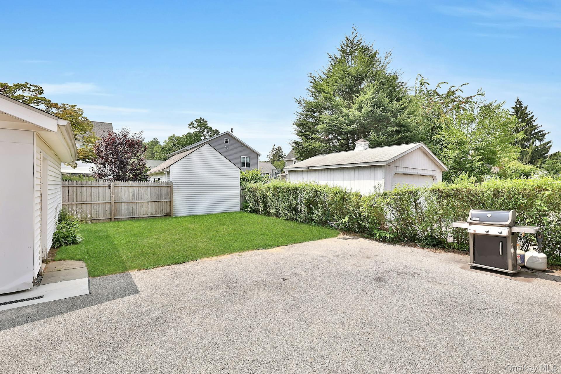 747 Pelhamdale Avenue 1 Property Photo 19