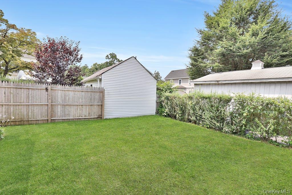 747 Pelhamdale Avenue 1 Property Photo 20