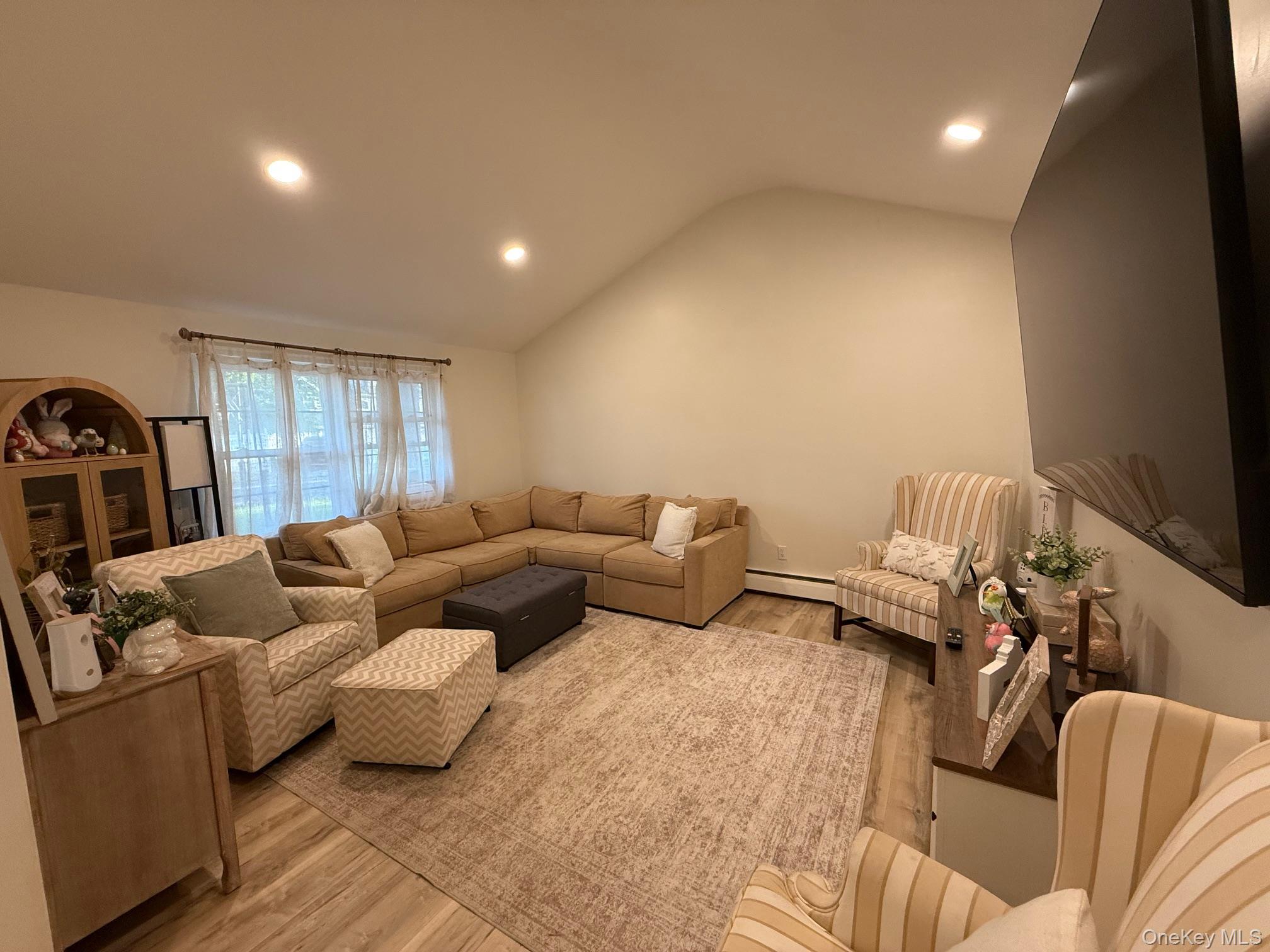 65 Biscayne Drive Property Photo 4