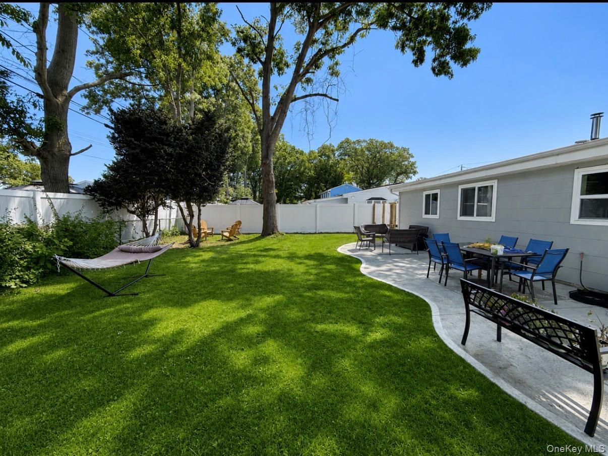 65 Biscayne Drive Property Photo 18