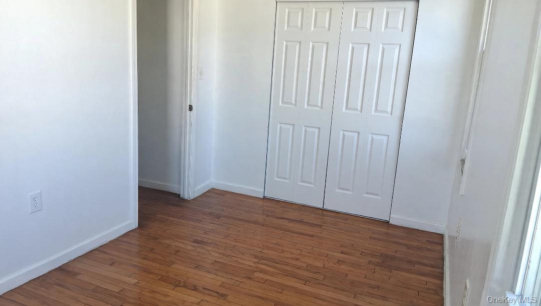 9531 90th Street Property Photo 3