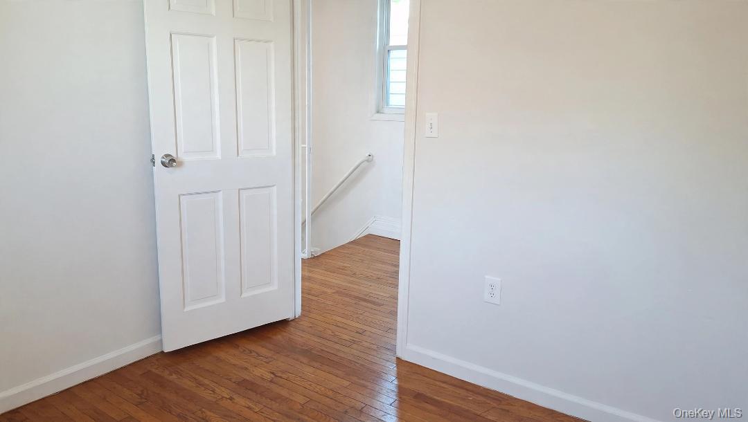 9531 90th Street Property Photo 4