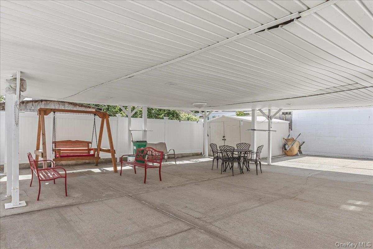 10752 Remington Street Property Photo 29