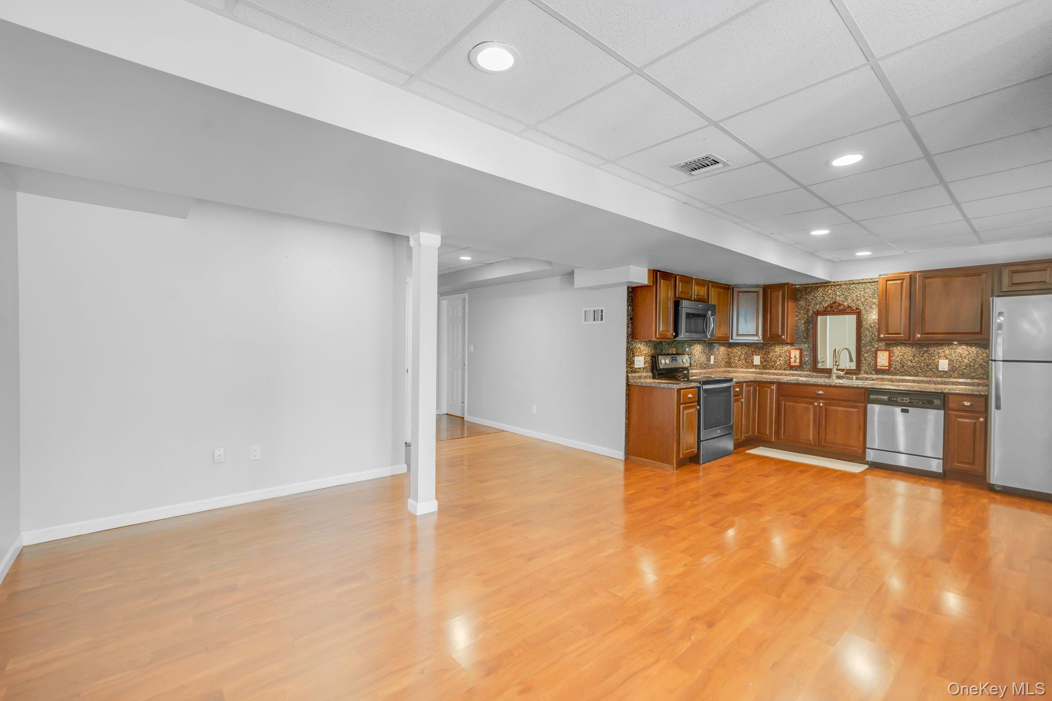 3 Dover Court Property Photo 36