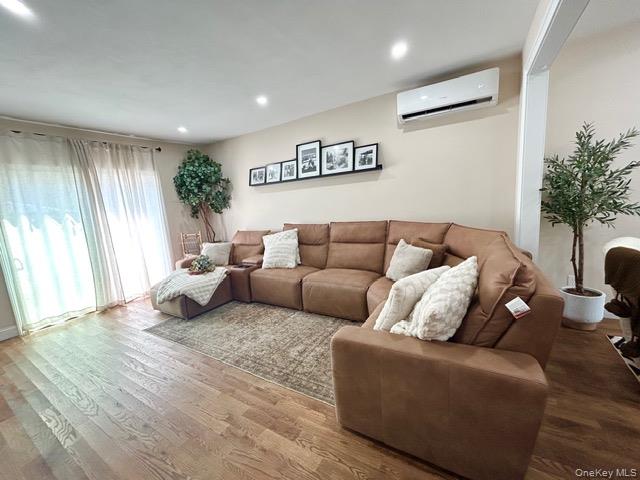 32 Morris Avenue Property Photo 20