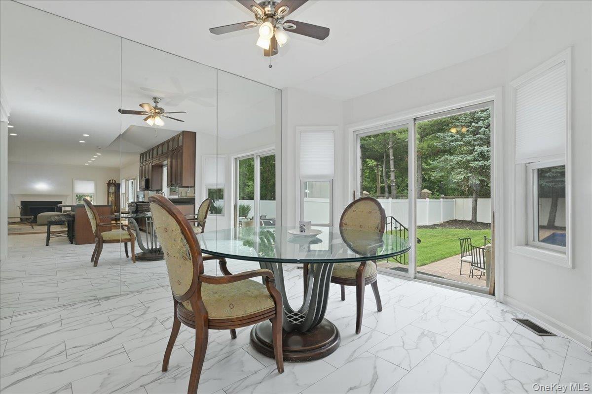 7 Laurel Lane Property Photo 13