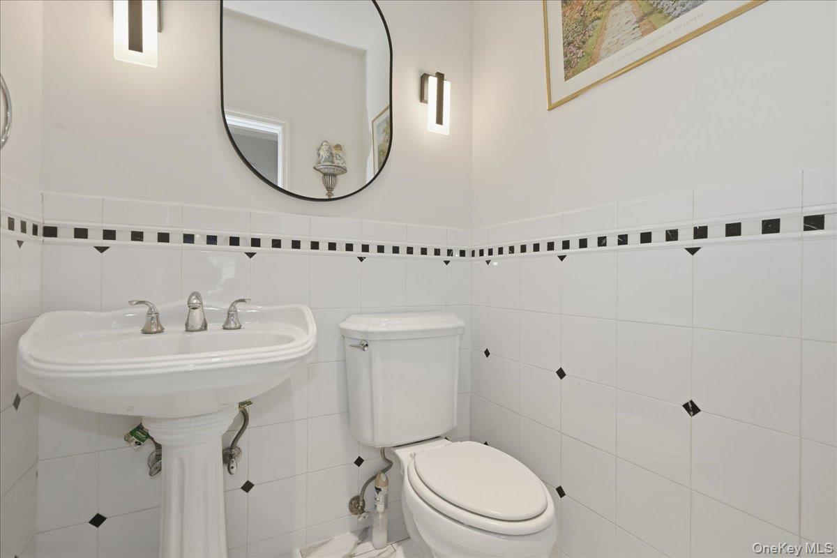 7 Laurel Lane Property Photo 23