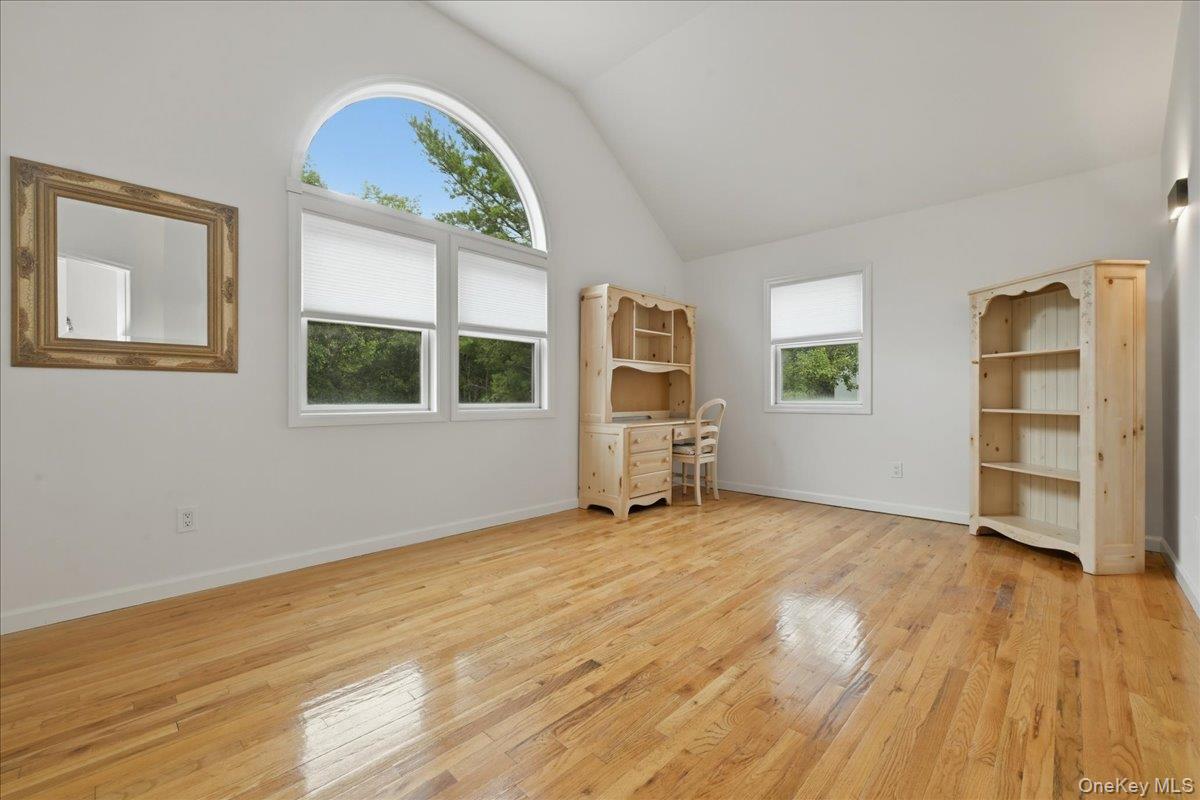 7 Laurel Lane Property Photo 35