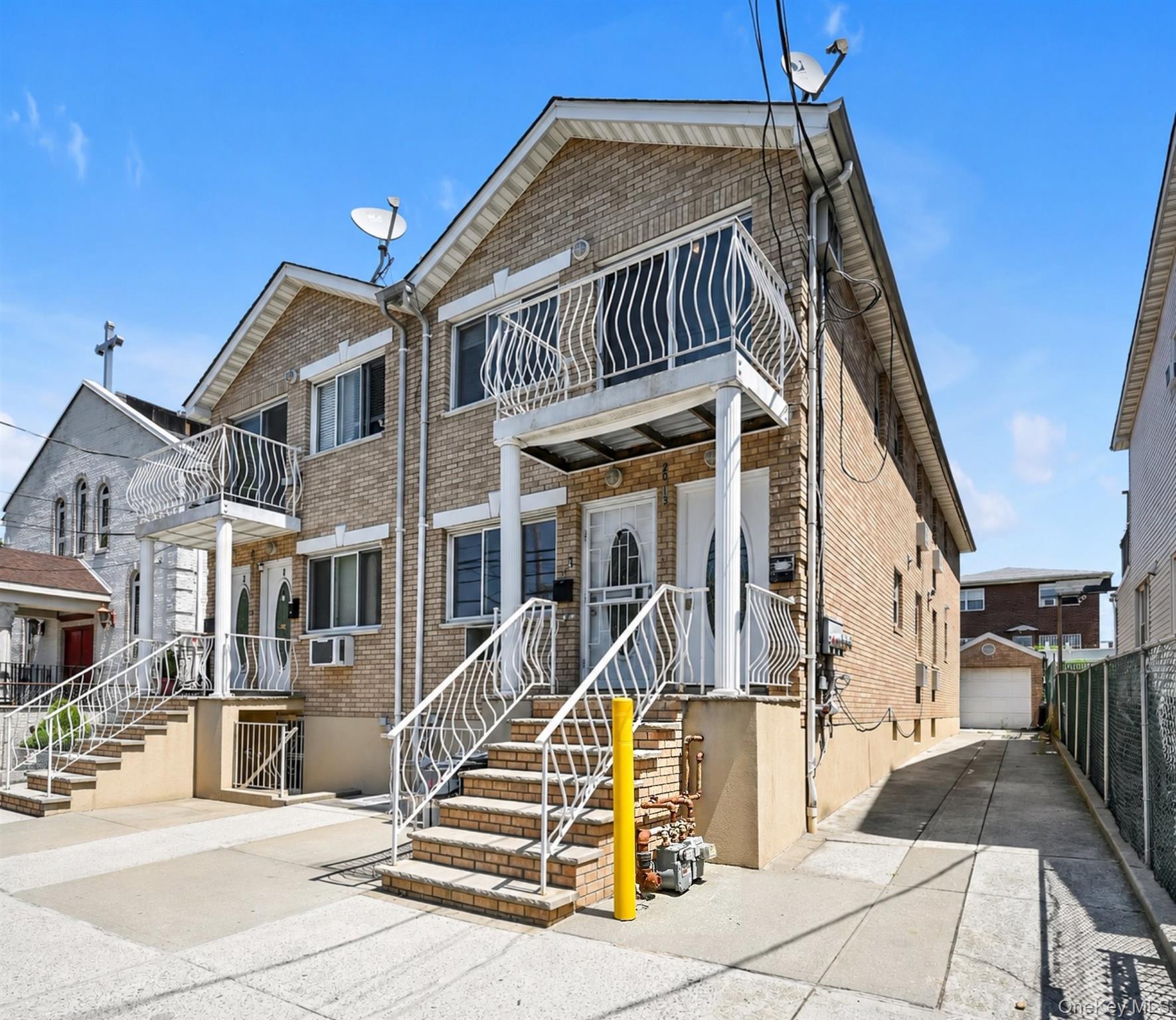 20-13 124th Street Property Photo 1