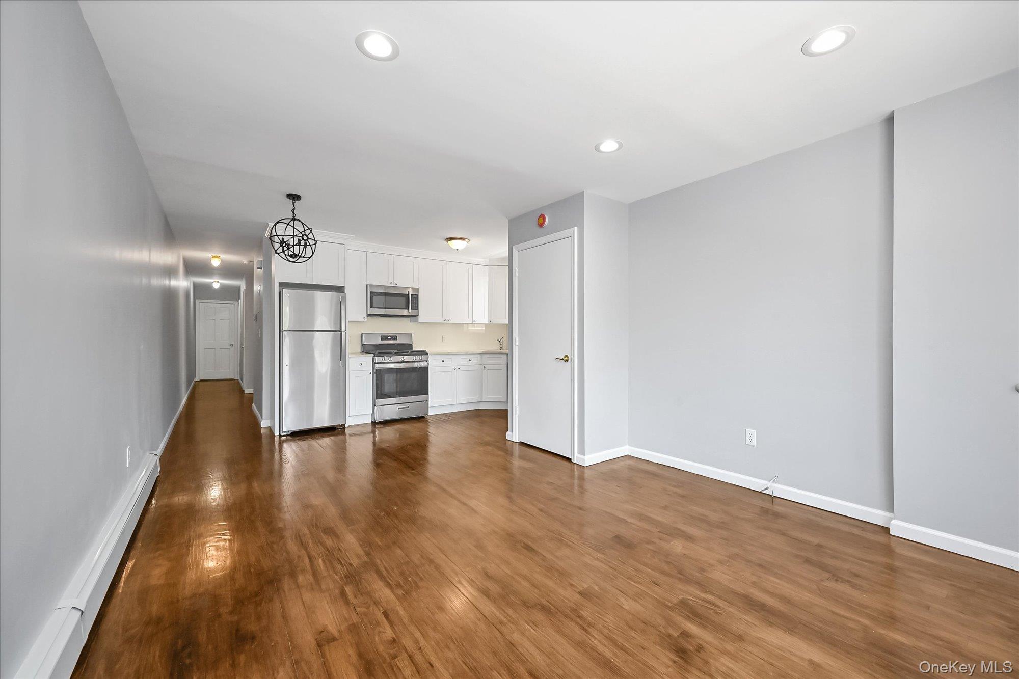 20-13 124th Street Property Photo 4