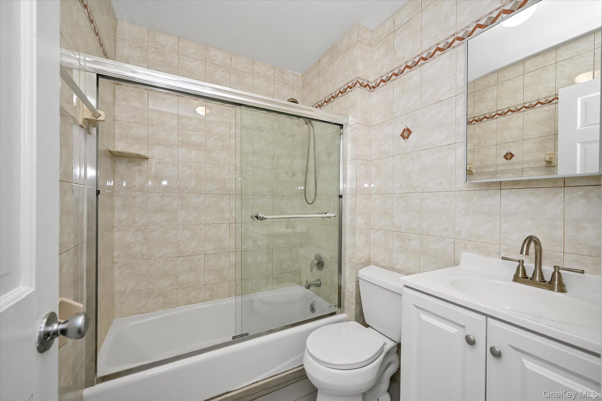 20-13 124th Street Property Photo 11