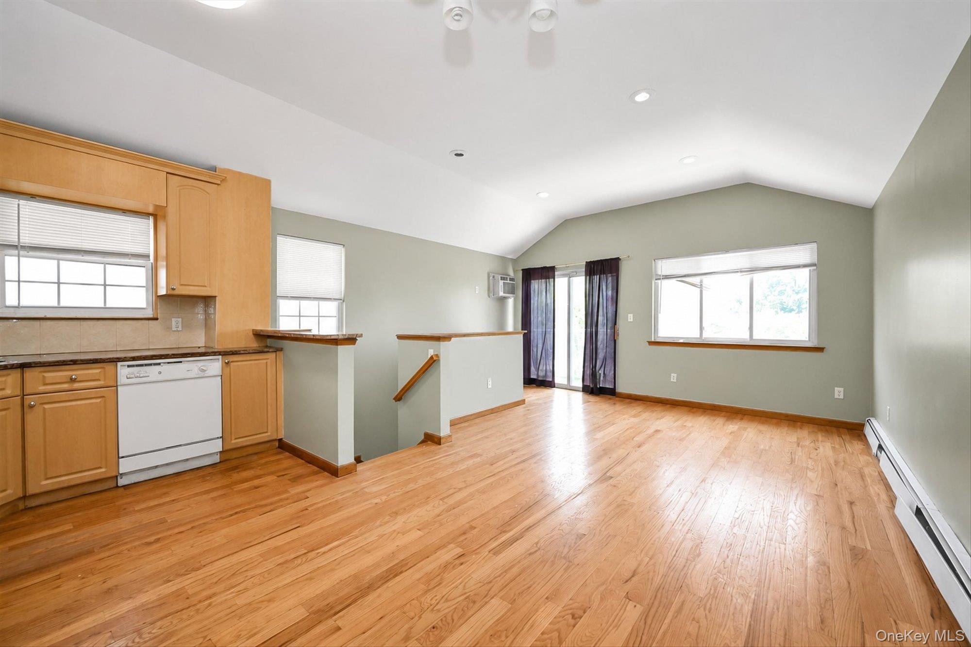 20-13 124th Street Property Photo 12