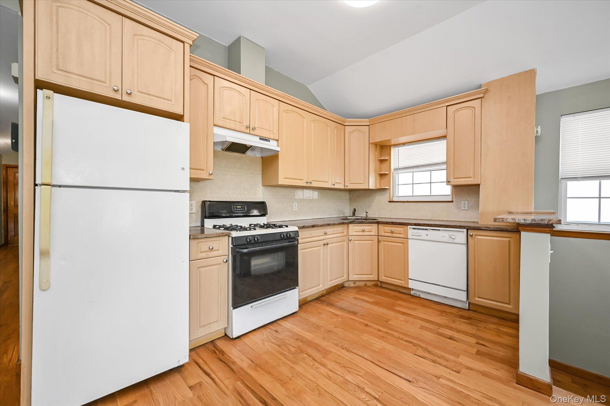 20-13 124th Street Property Photo 14