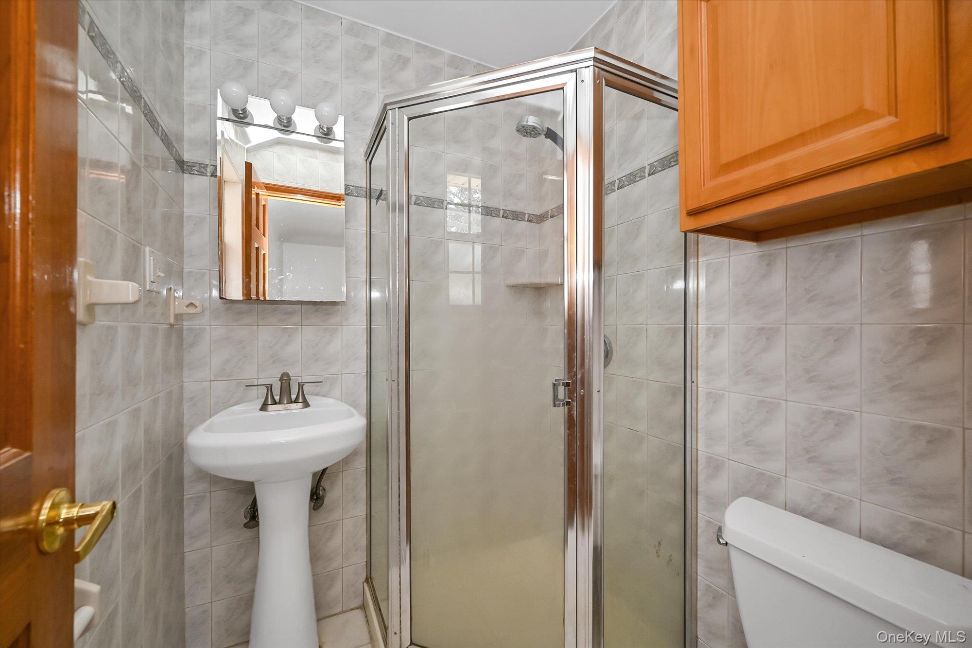 20-13 124th Street Property Photo 16