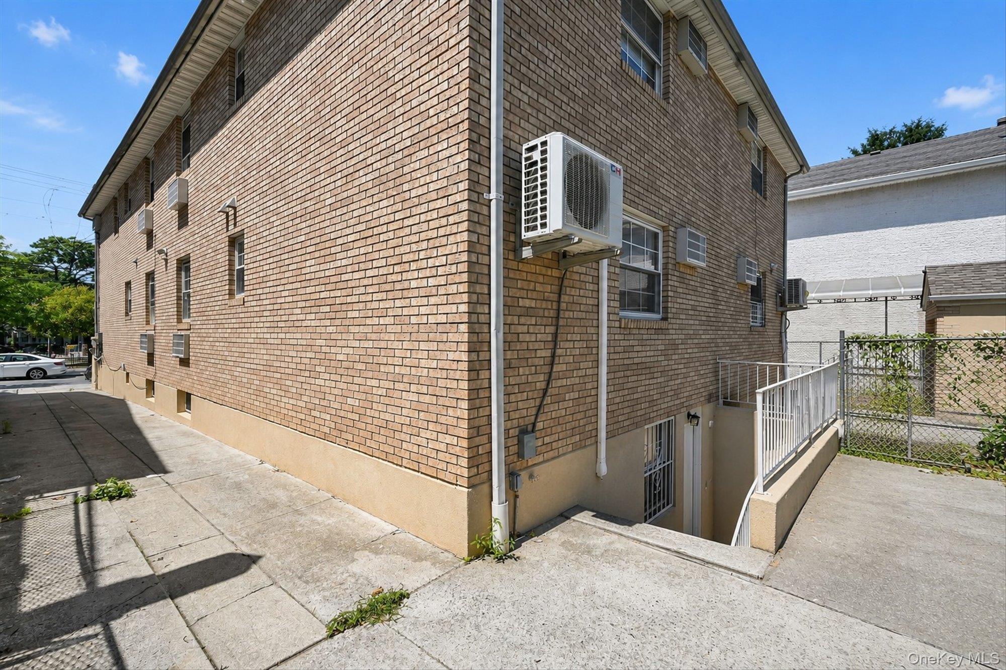 20-13 124th Street Property Photo 22