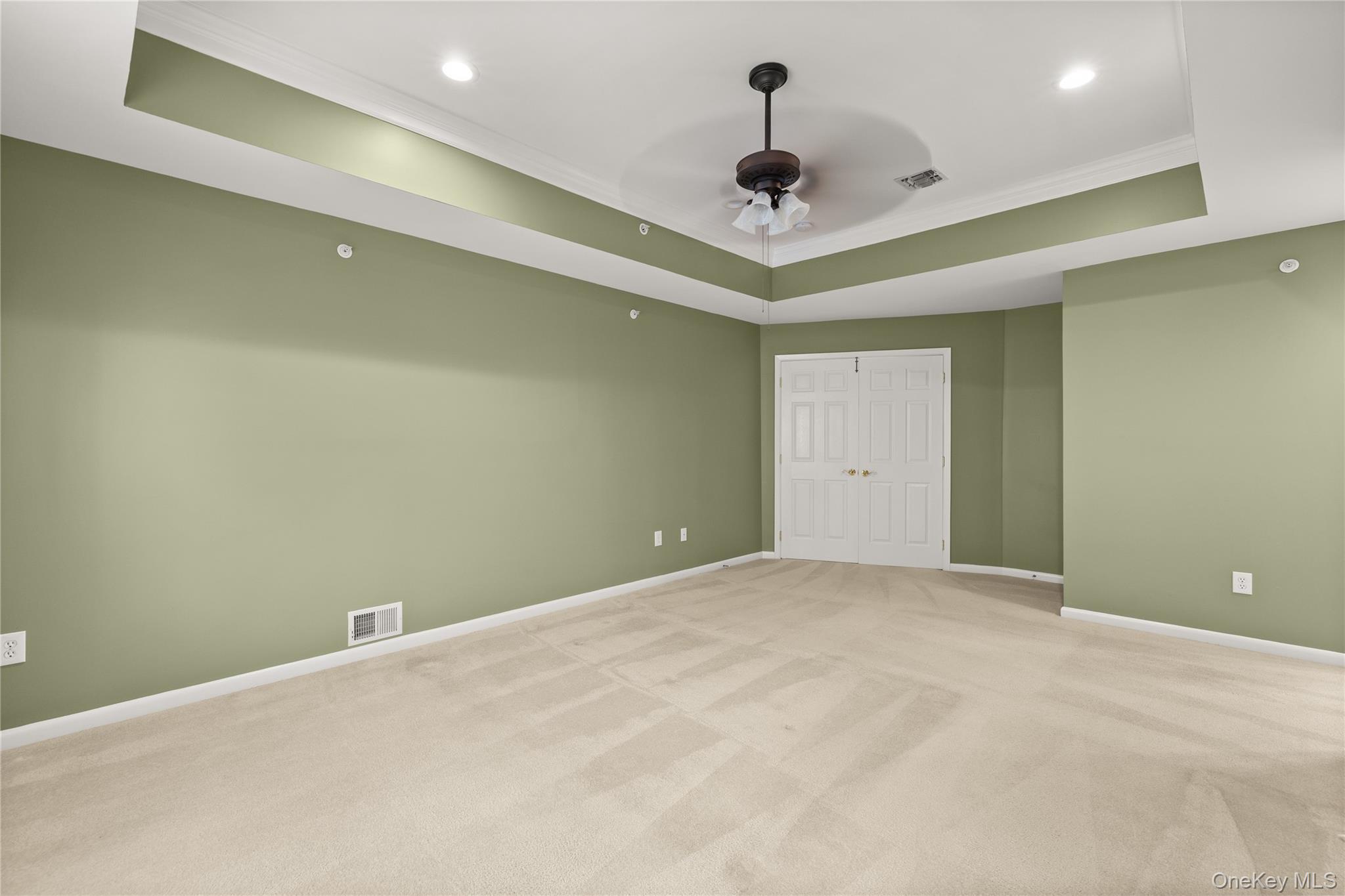 54 Meadow Pond Circle Property Photo 16