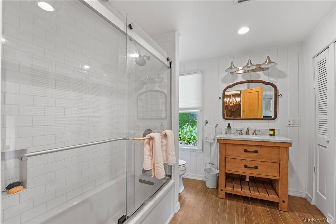 1028892 Property Photo 11