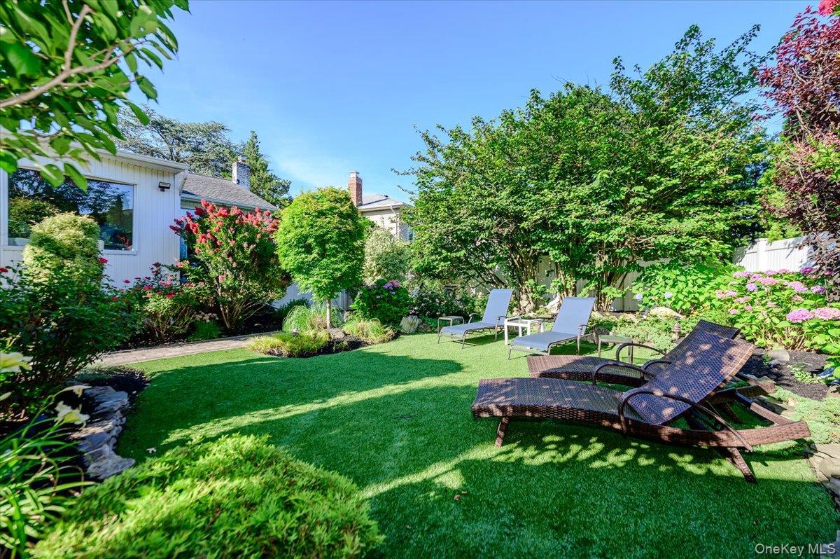 6 Geoffrey Lane Property Photo 26