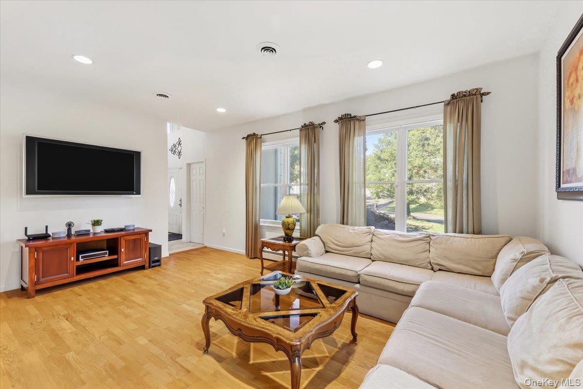5 Dennis Mchugh Court Property Photo 7