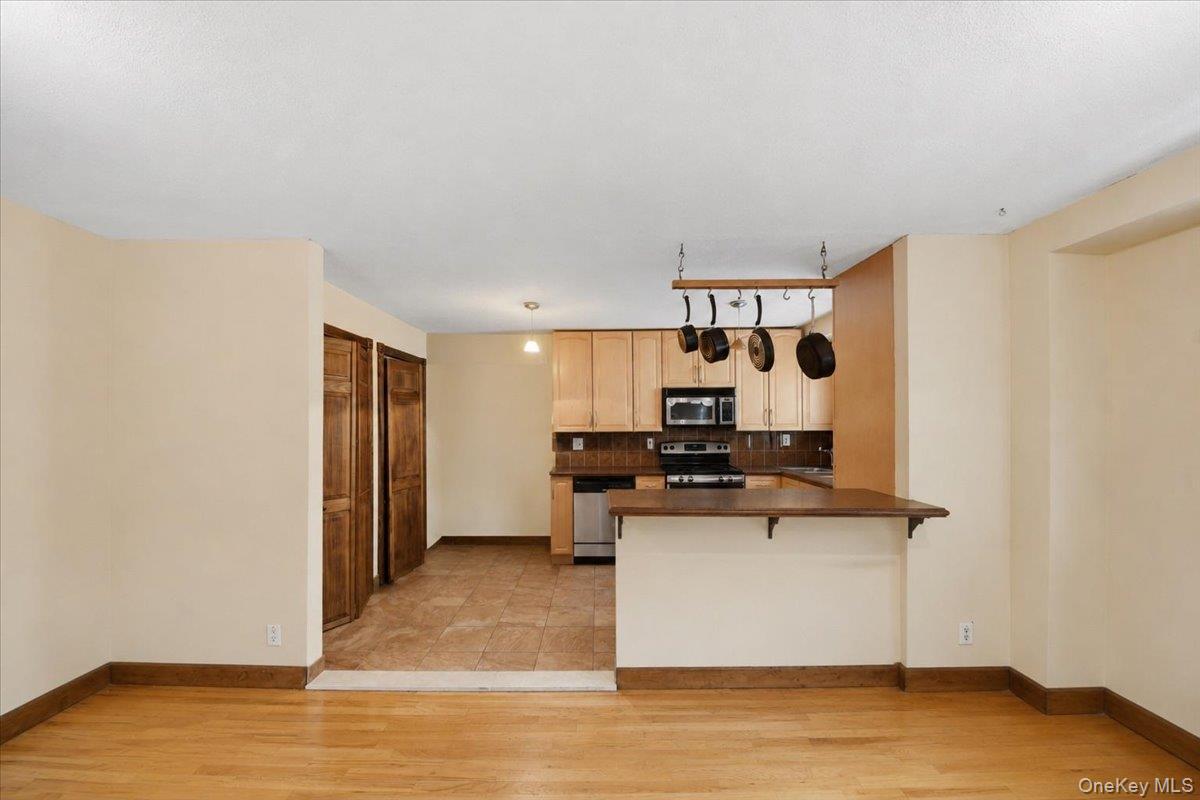 6291 Broadway A6 Property Photo 8