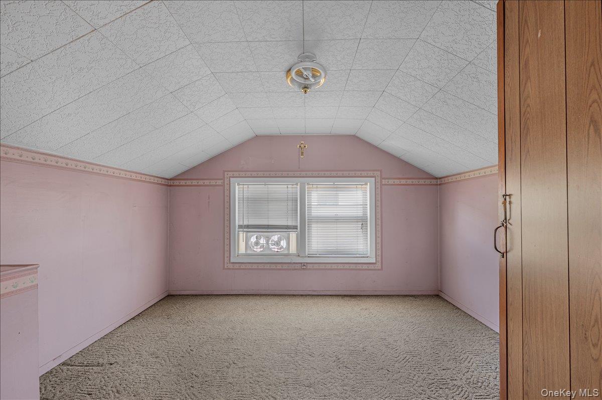 125 Sterling Road Property Photo 15