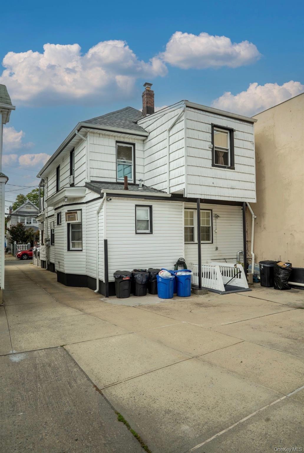 12069 132nd Street Property Photo 3