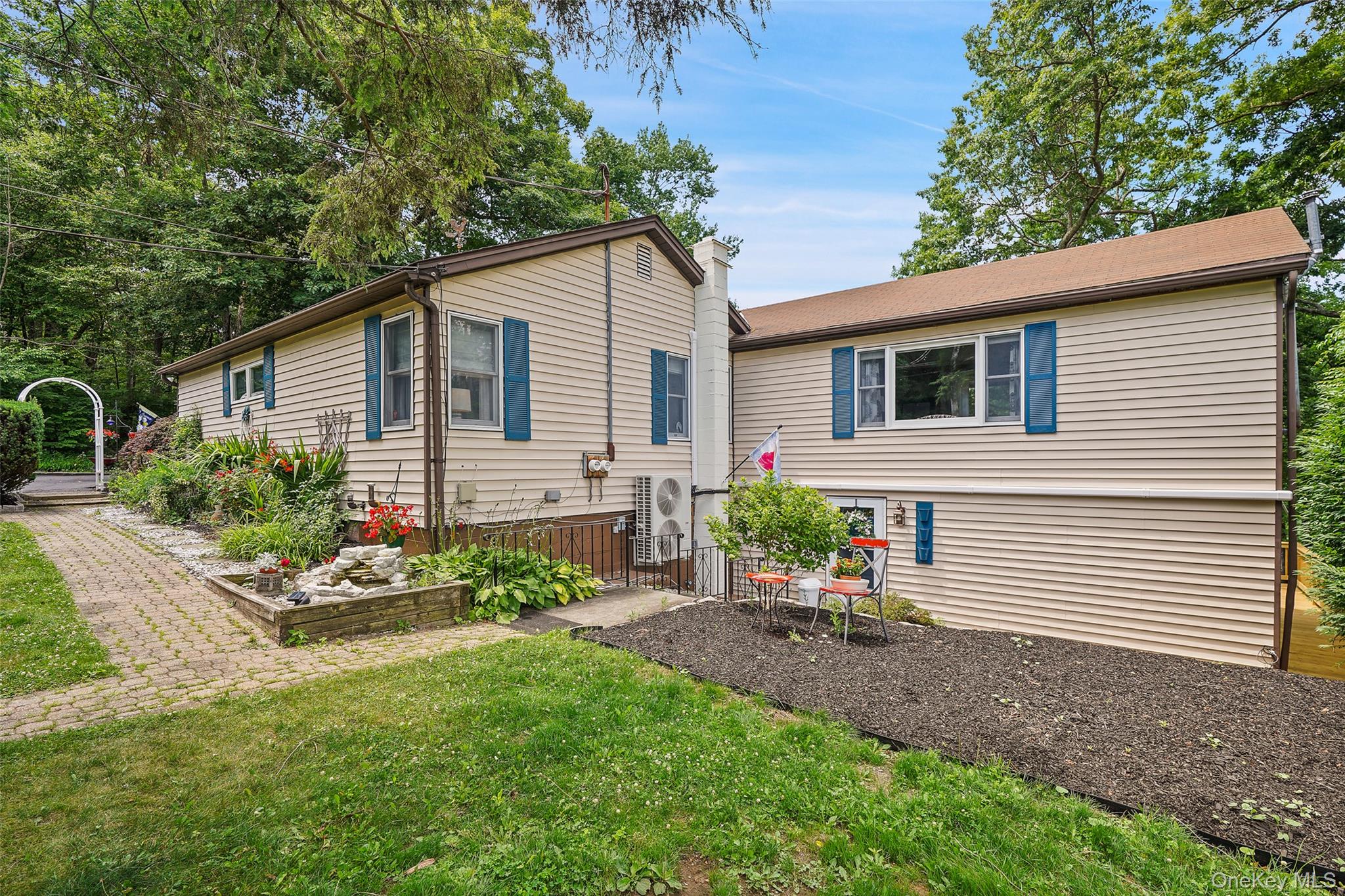 18 Sylvan Road Property Photo 5