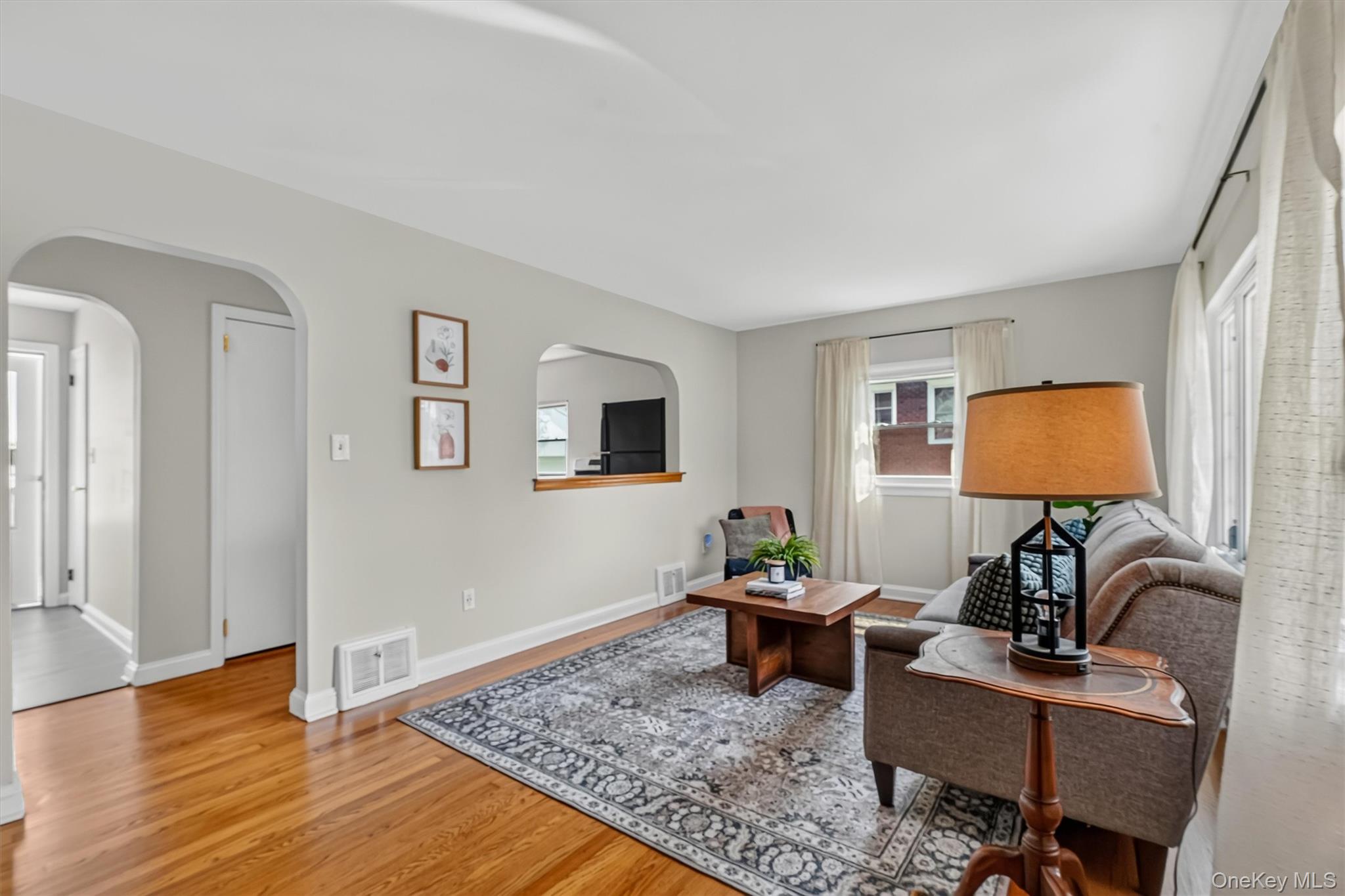6 Broad Street Property Photo 3