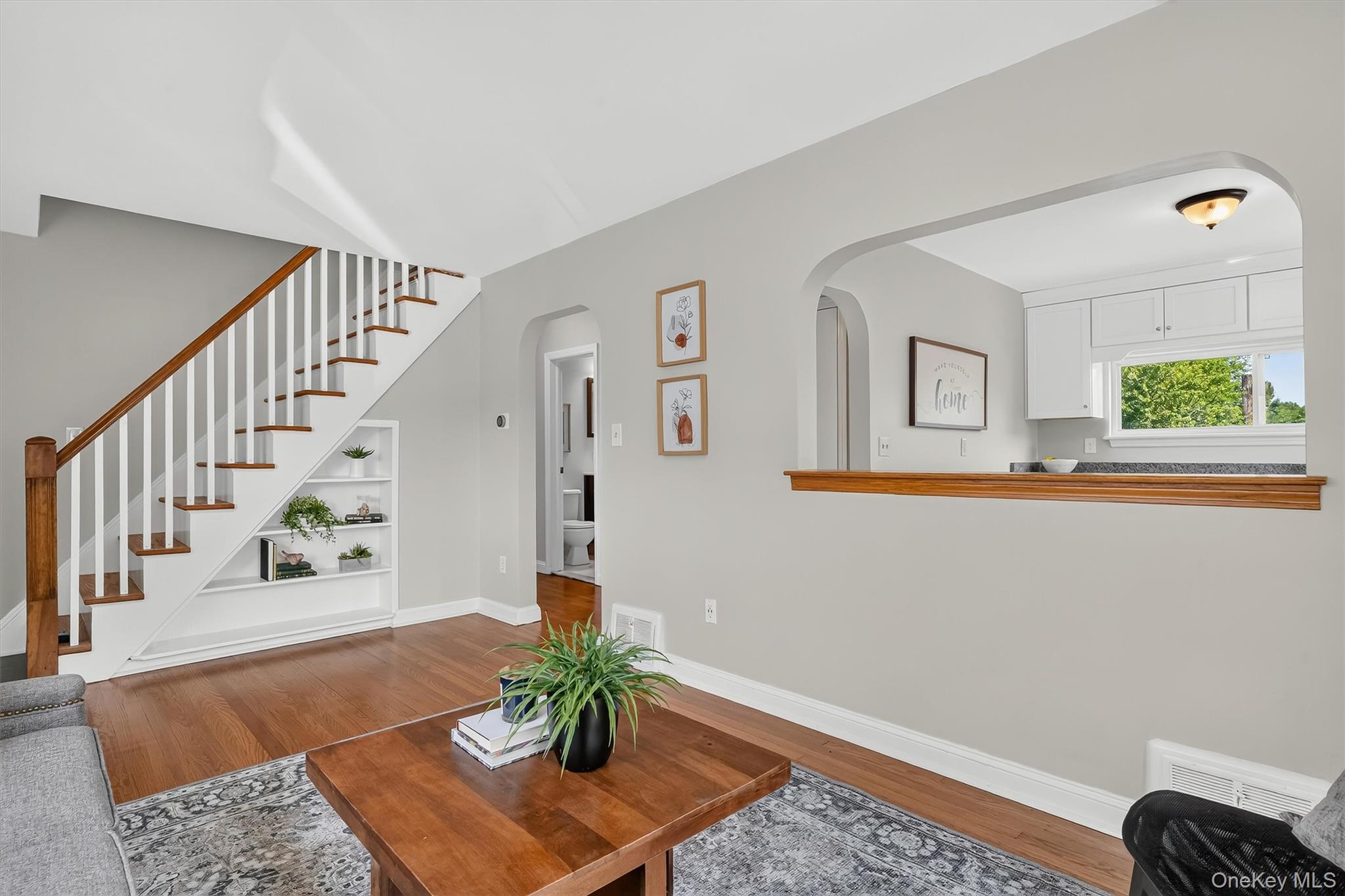 6 Broad Street Property Photo 6