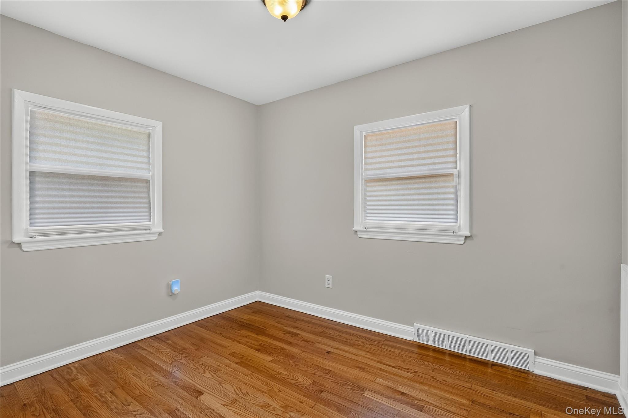 6 Broad Street Property Photo 10