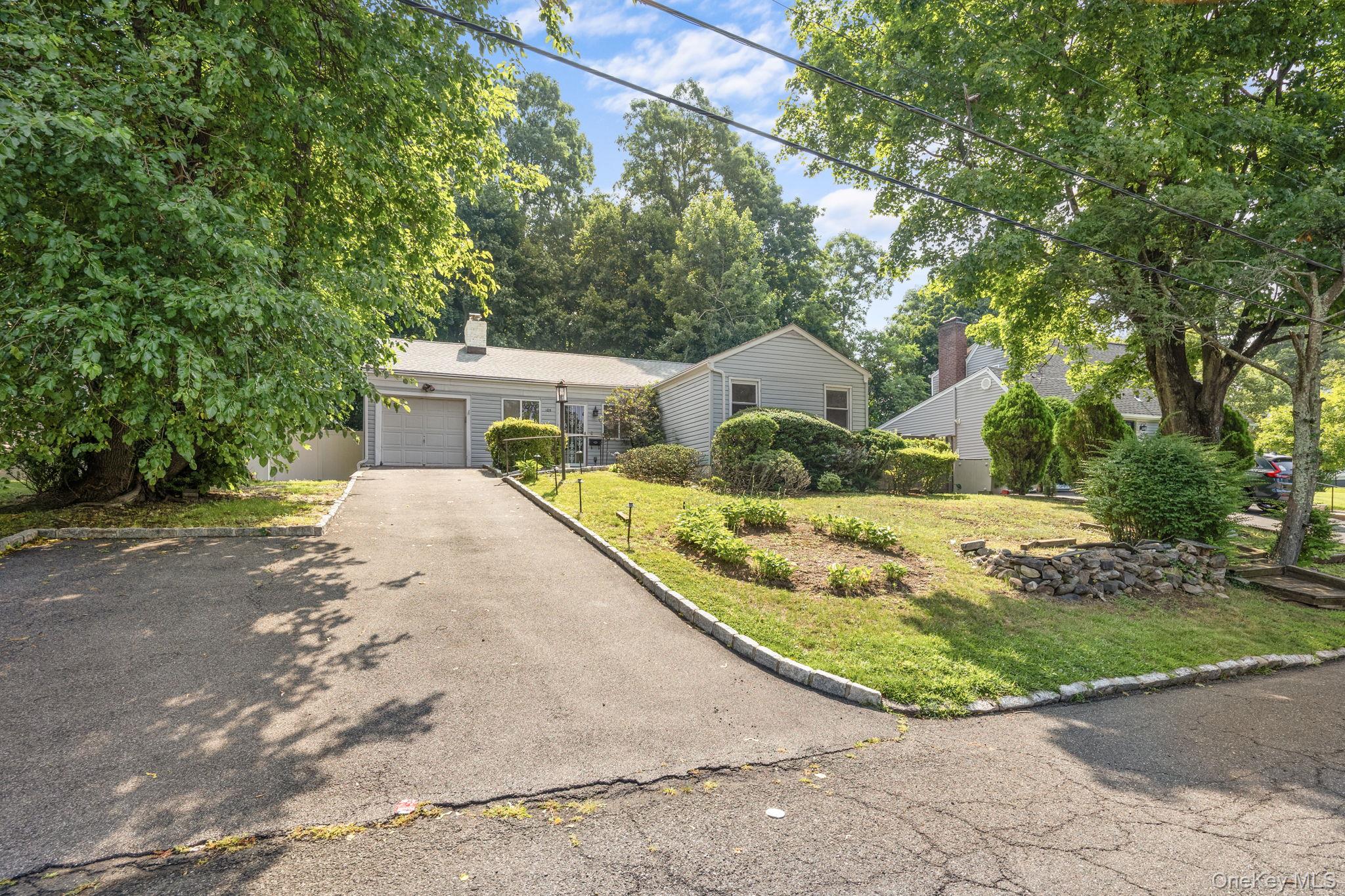 105 Hilltop Road Property Photo 3